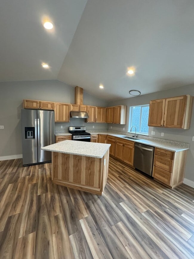 Building Photo - Brand new 2 bedroom 2 bath home in 55+ Community