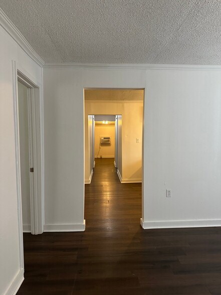 Building Photo - 4499 Hickory Nut Ridge Rd