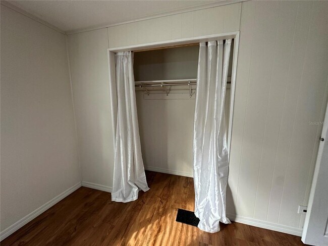 Building Photo - 24007 River Rd