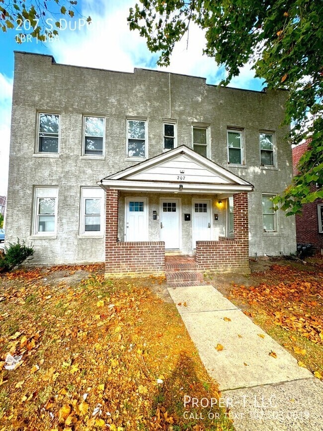 Building Photo - 207 S Dupont St