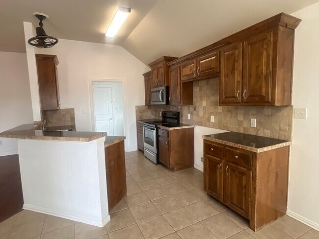 Building Photo - Meander Estates! Large corner lot 3/2/2 Coming August 2025. Covered patio!