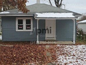 Building Photo - 303 S Fleming St