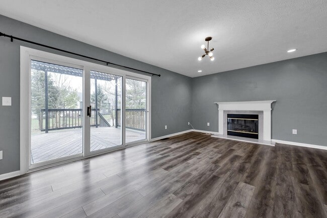 Building Photo - 8690 Kirkland Dr