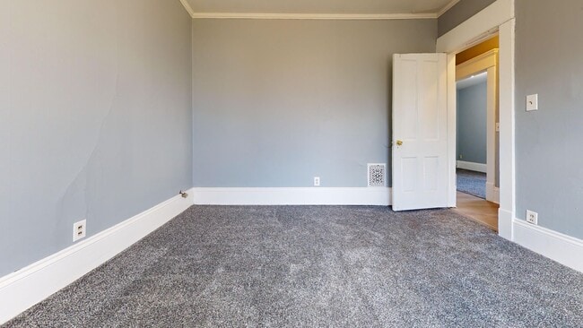 Building Photo - Coming soon--3 bedroom in Mansfield, small...