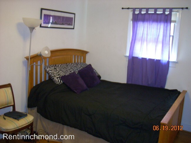 Building Photo - 2513 Stuart Ave