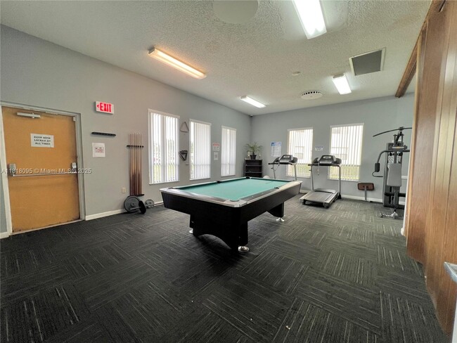 Building Photo - 1800 SW 81st Ave