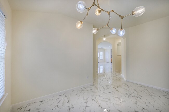 Building Photo - 3018 Park Springs Ln