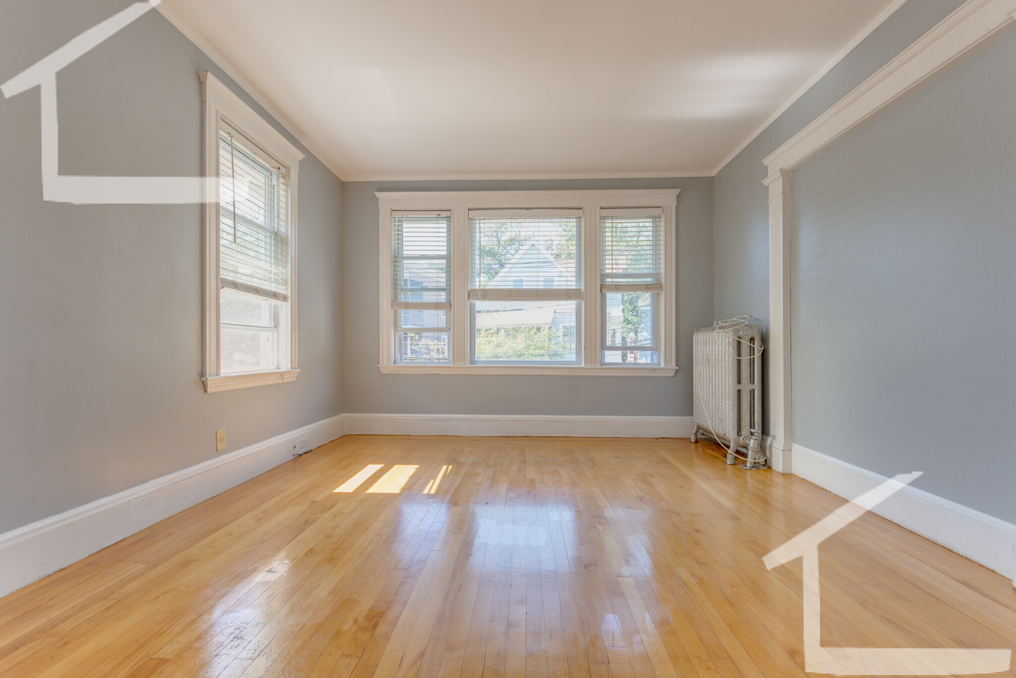 Building Photo - 17 Champney St