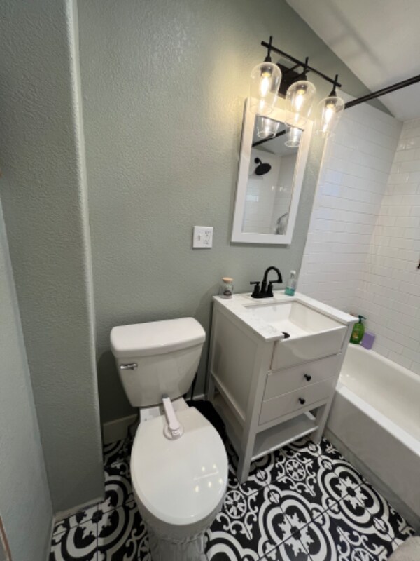 Building Photo - 21601 Co Rd 74