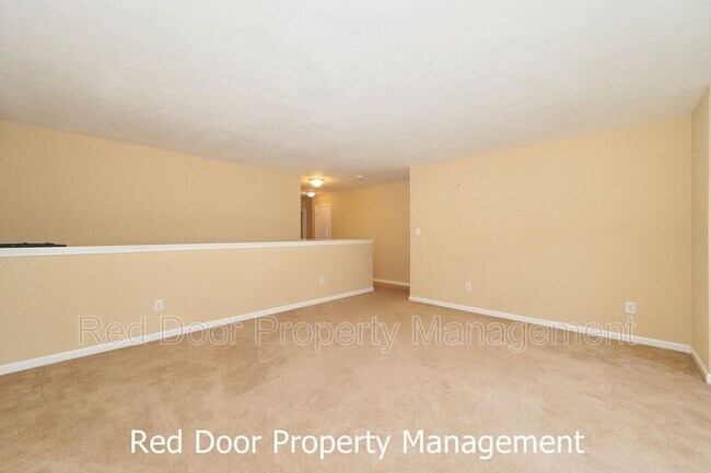 Building Photo - 7844 Bombay Ln