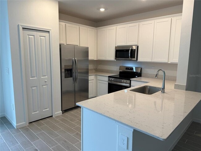 Building Photo - 3565 SE 37th Ave