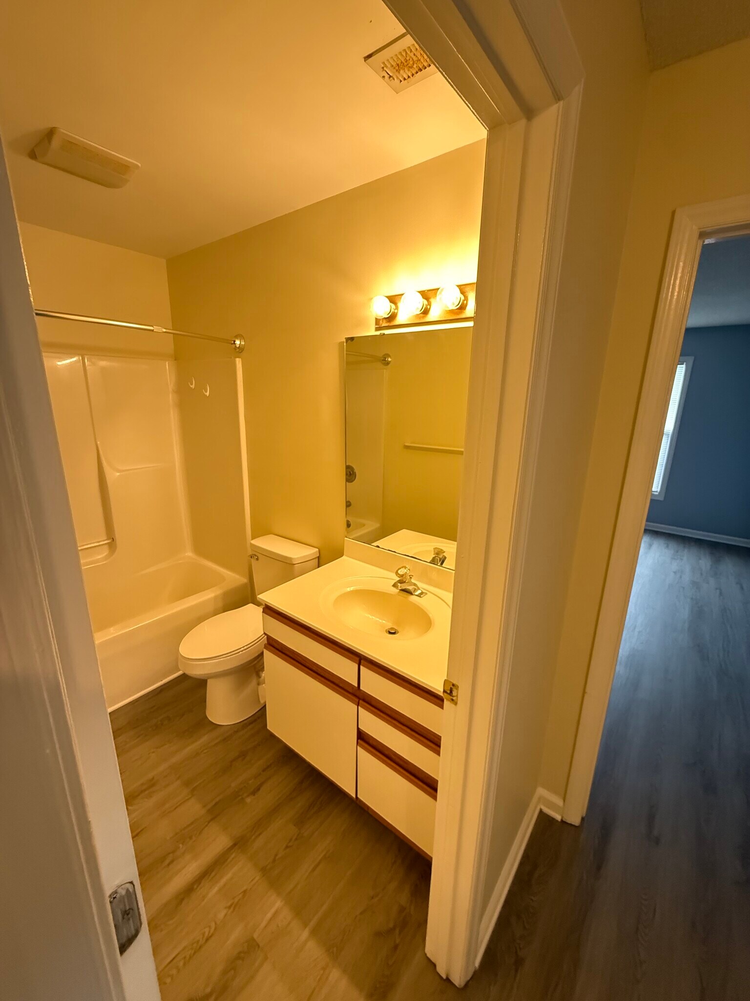 Building Photo - 2831A Bobwhite Cir