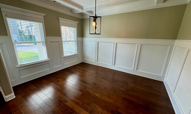 Building Photo - 5464 Everlook Cir