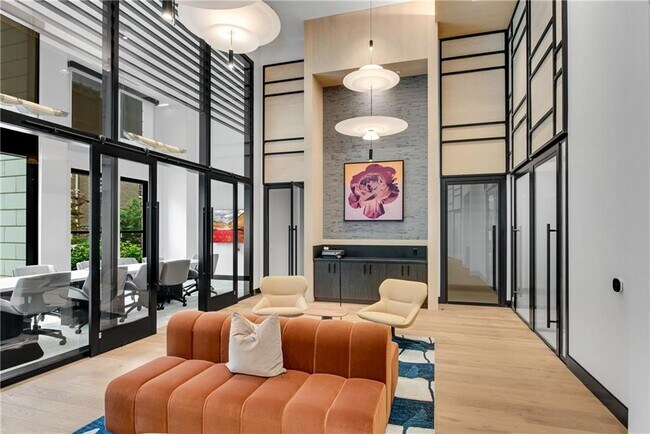 Building Photo - 2425 Peachtree Rd