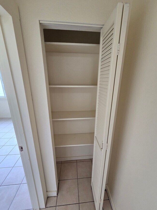 Building Photo - 425 Kawailoa Rd