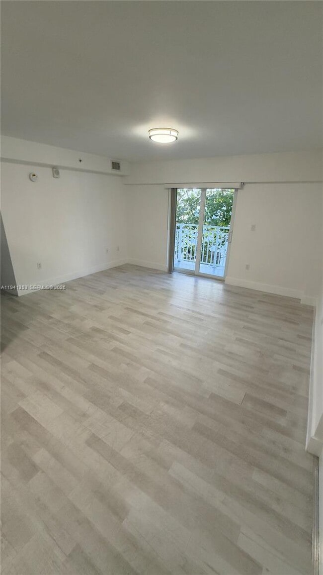 Building Photo - 1029 NW 3rd St