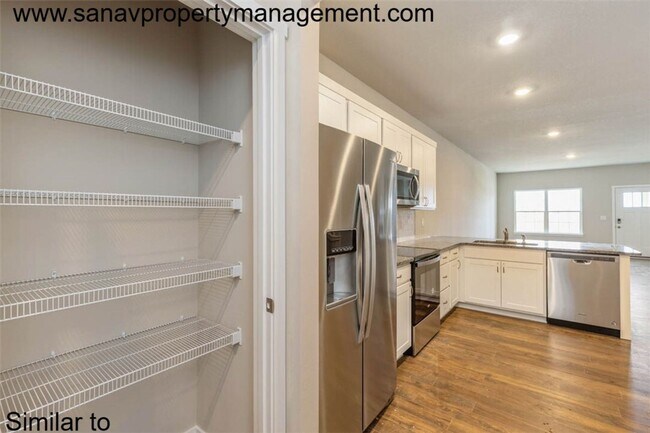 Building Photo - 3087 NW Irvinedale Dr