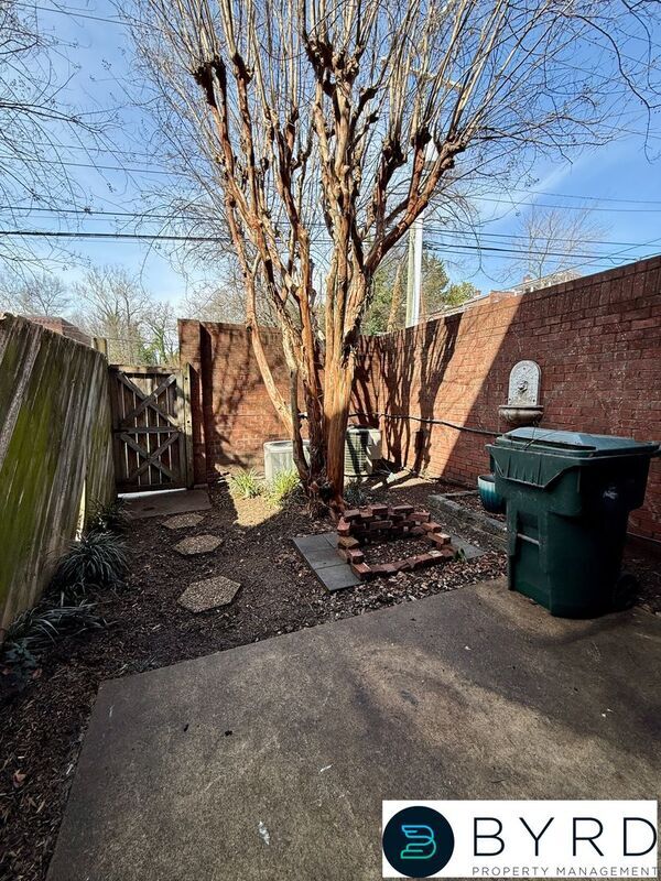 Building Photo - 117 N 25th St