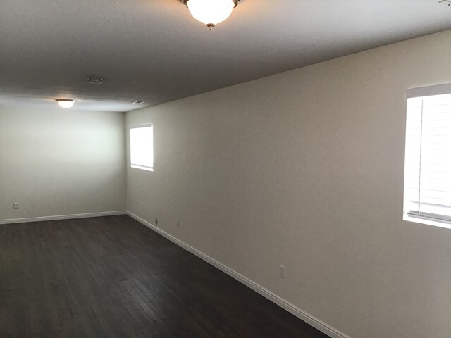 Building Photo - 3354 W 500 N