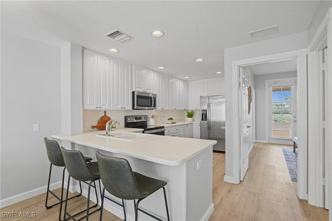 Building Photo - 14662 Escalante Way