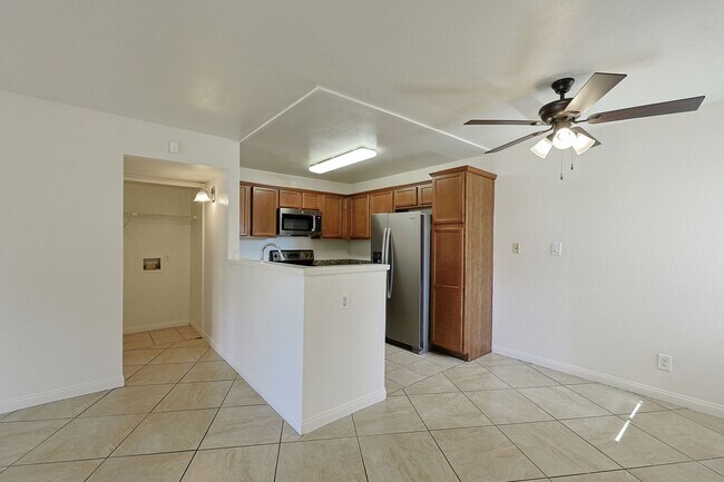 Building Photo - 12190 Cuyamaca College Dr E