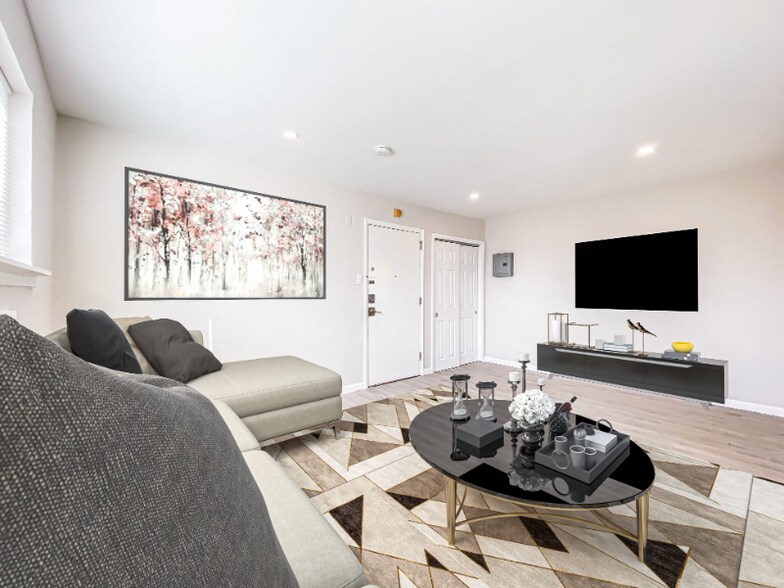 Primary Photo - 9400 Roosevelt Blvd