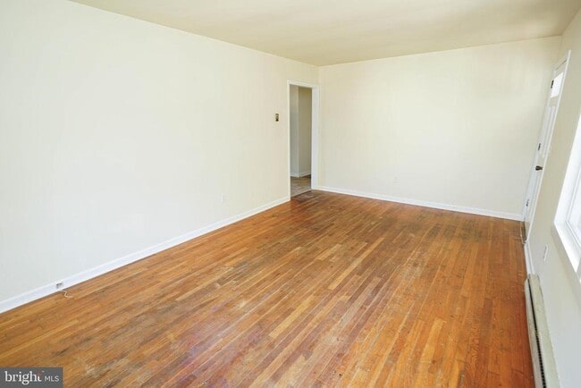 Building Photo - 5629 Rip Wil Dr