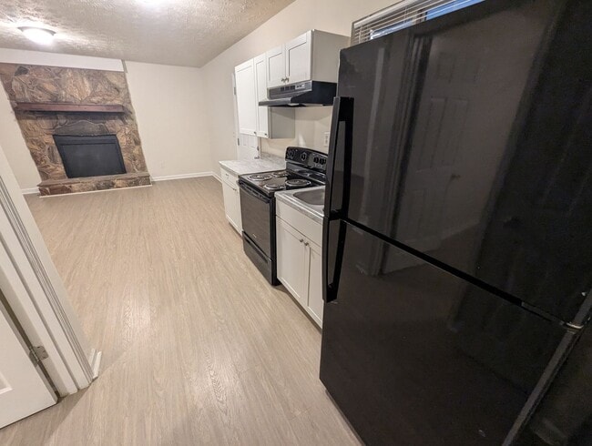 Building Photo - Pet-Friendly 2-bedroom, 1-bath A-Frame Home in the Rustwood Community