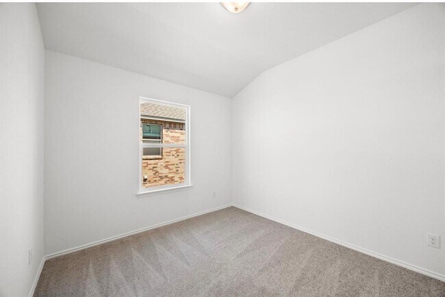 Building Photo - 3720 Cerino Ln