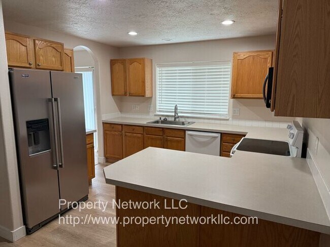 Building Photo - Wonderful Gresham 3 Bedroom Home