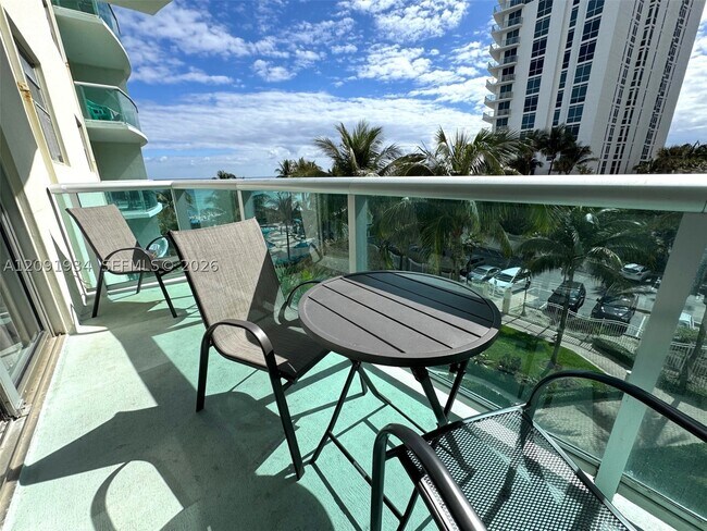 Building Photo - 3901 S Ocean Dr