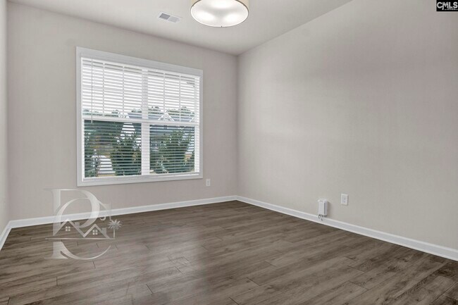 Building Photo - 807 Spring Cress Dr