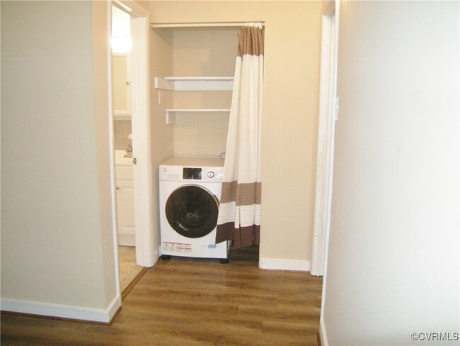 Building Photo - 5226 Castlewood Rd