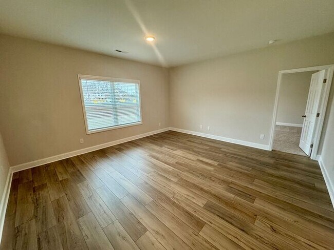 Building Photo - New Construction and over 3,500 of square footage!