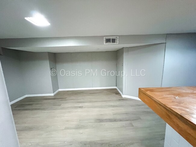 Building Photo - 4215 Avery Rd