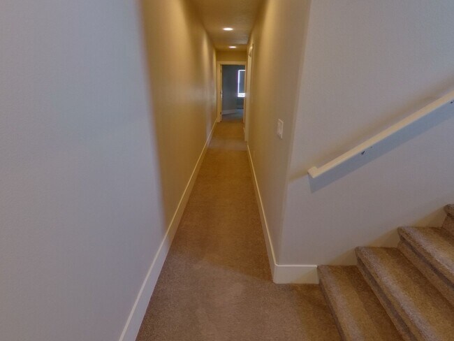 Building Photo - 325 NW 21st St