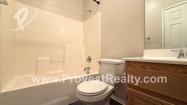 Building Photo - 13173 Cucamonga Ct