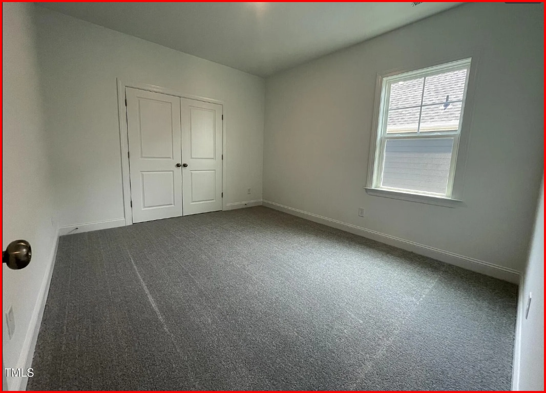Building Photo - Room in House on Goldfinch Perch Ln