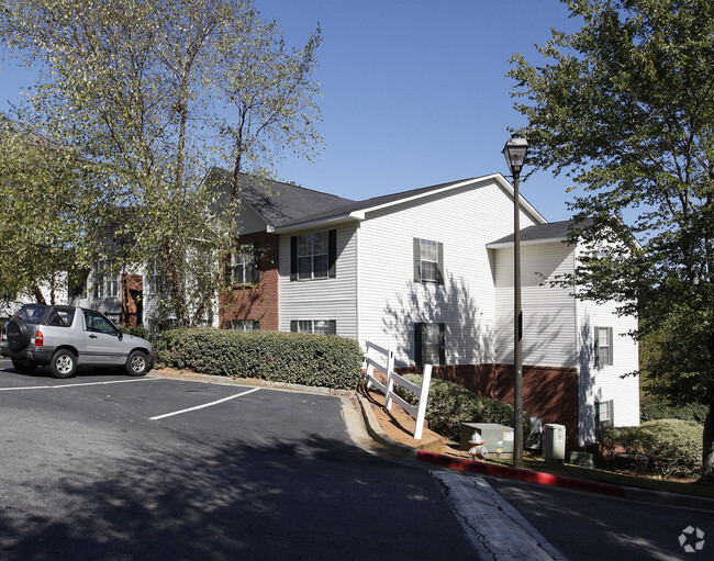 Building Photo - Chroma Park Apartments