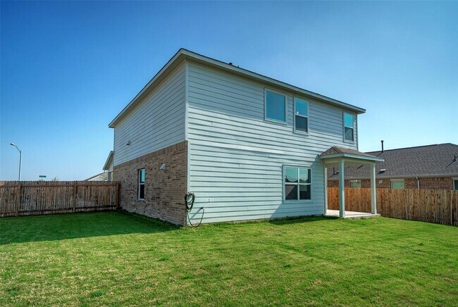 Building Photo - 3201 Ancira Pl