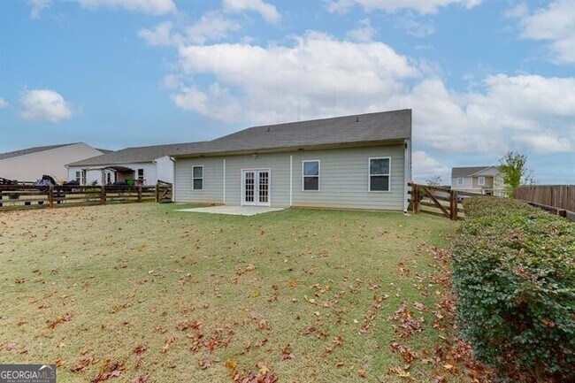 Building Photo - 145 Alexander Ln