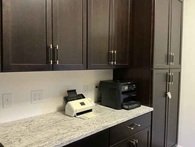 Building Photo - 291 North St