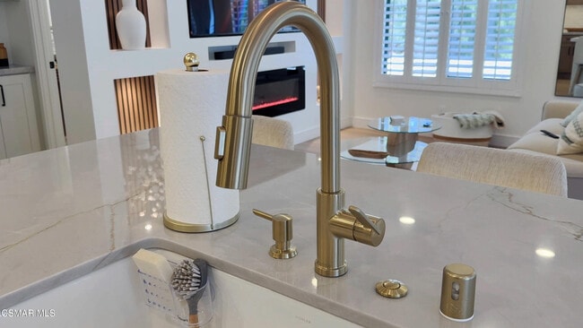 Building Photo - 3439 Highwood Ct