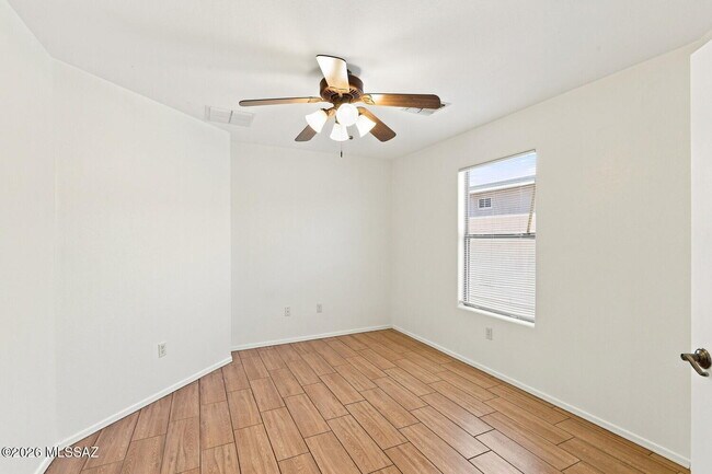Building Photo - 7795 S Sentinal Stone Dr