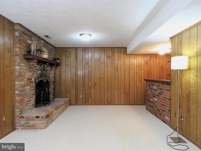 Building Photo - 9226 Bailey Ln