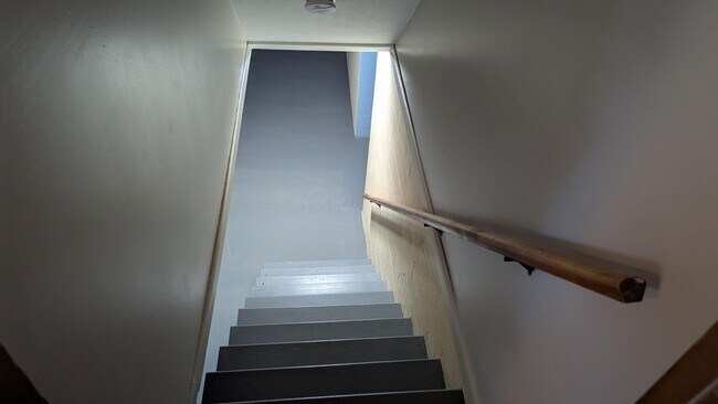 Building Photo - 3713 Arnelle Rd