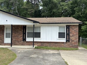 Building Photo - Great 2Br 1Ba Dorchester II School District