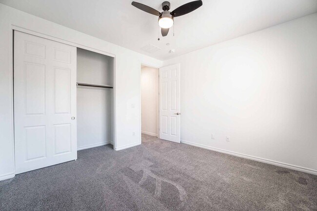 Building Photo - A stunning 4 Bedroom home nestled in the prestigious community in Henderson!