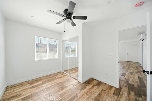 Building Photo - 523 W 78th St
