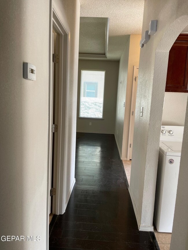 Building Photo - 11249 Duster Dr